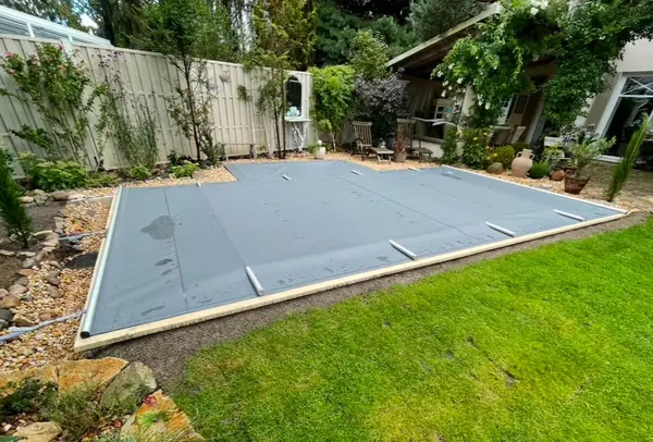Pool-Abdeckung und Überdachung von Schwimmbadtechnik Dettloff